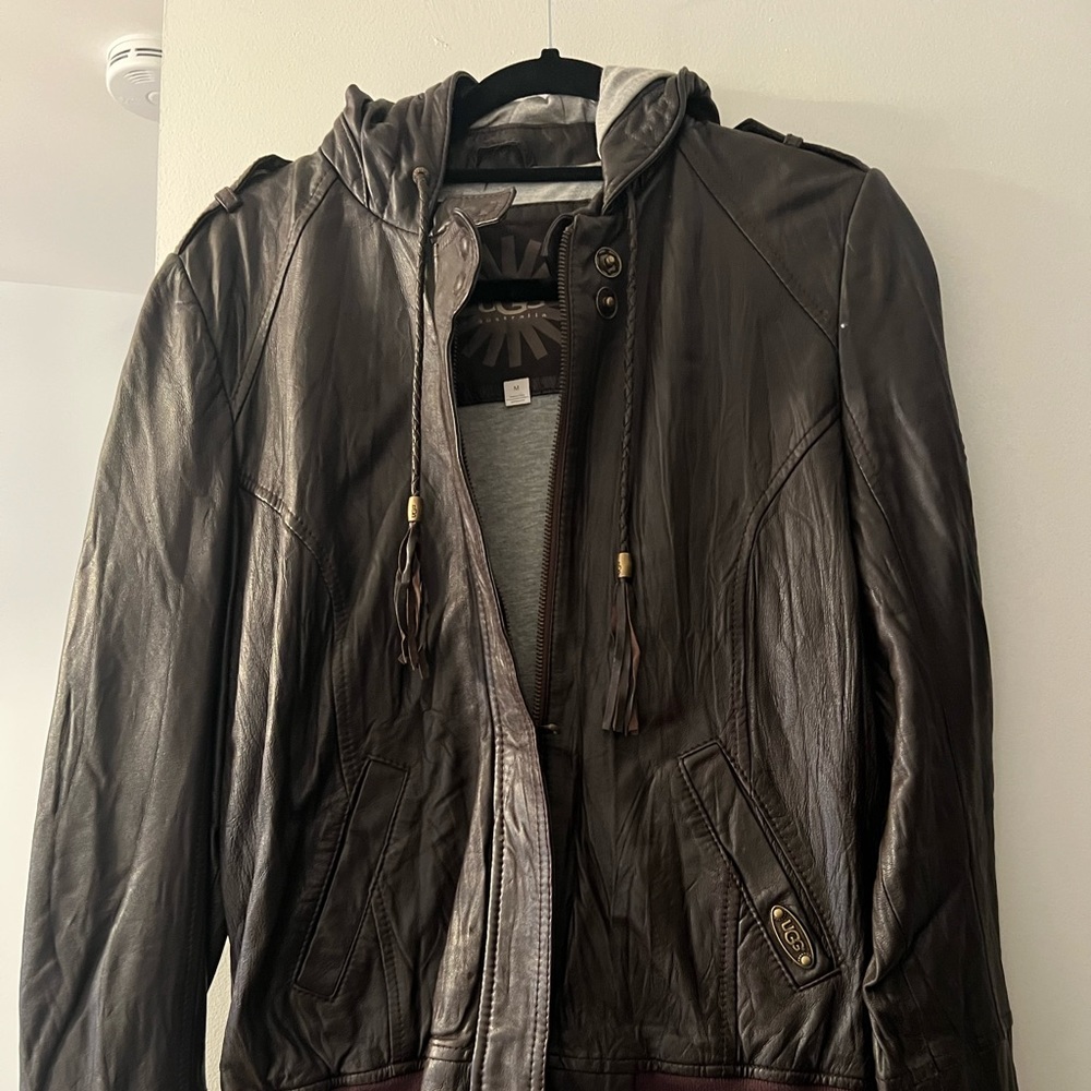 Ugg Brown Leather. Like brand new without tag. Original price $800.